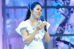 2 tháng sau sinh, Bảo Trâm Idol tái xuất xinh ngỡ ngàng tại 'Những phụ nữ có gu'