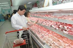 Quyết liệt các biện pháp 'ghìm cương' giá thịt lợn