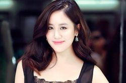 Văn Mai Hương bị lộ clip riêng tư: Sao Việt phẫn nộ lên tiếng bảo vệ Văn Mai Hương