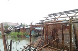 Bão Ursula tàn phá Philippines: Thương vong tăng mạnh, 41 người mất mạng