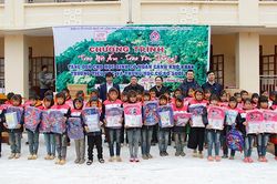 Ngân hàng Chính sách xã hội tỉnh: Chương trình 'Trao hơi ấm – trao yêu thương' tại Trường Tiểu học và THCS Suối Tọ