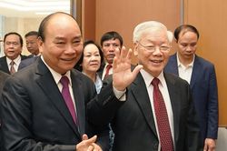 'Ai có tư tưởng bàn lùi thì đứng sang một bên cho người khác làm'