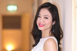 Huệ Thương gây thương nhớ với đôi mắt cười 'vạn người mê'