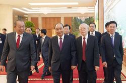 Dân tộc ta là con cháu Lạc Hồng, để vươn cao, Việt Nam cần những trụ cánh gì?