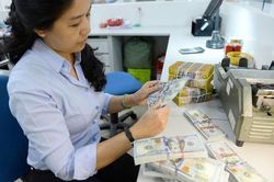 Nghịch lý dòng tiền kiều hối