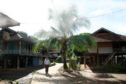 Thành công nhờ dựa vào dân