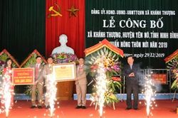 Khánh Thượng đón bằng công nhận xã đạt chuẩn nông thôn mới năm 2019
