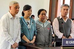 Cựu Chánh án tỉnh Phú Yên cùng ba đồng phạm lãnh án hơn 50 năm tù
