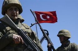 Quân đội Thổ Nhĩ Kỳ tấn công dữ dội, giết chết nhiều binh sĩ Syria