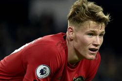 NÓNG: MU mất McTominay trong 8 tuần, lỡ hẹn đại chiến Liverpool, Man City