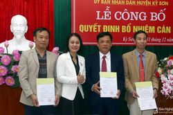 Kỳ Sơn công bố các quyết định bổ nhiệm cán bộ
