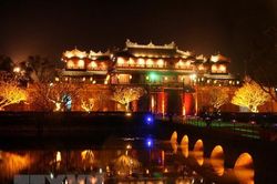 Sôi động chương trình nghệ thuật, đếm ngược chào đón Năm mới tại Huế