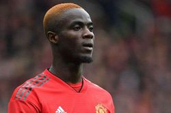Bailly lần đầu trở lại tập luyện sau chấn thương