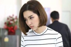 Thấy mẹ chồng vào nhà nghỉ, tôi 'dụ' chồng bắt quả tang, nào ngờ sau khi chứng kiến cảnh tượng trong phòng tôi chỉ biết cúi gằm mặt hổ thẹn