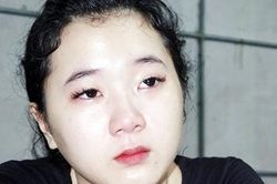 Khởi tố nữ nhân viên massage đâm chết khách