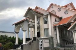 Biệt thự đại gia Cà Mau Tư Khắp bị nã đạn: Lộ diện hung thủ?