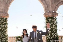 Nadal đăng ảnh cưới đón năm mới