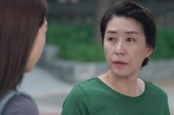 Mẹ đẻ nhất quyết không cho mẹ chồng vay 200 triệu dù thông gia có viết giấy vay nợ