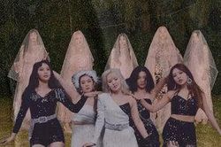 Red Velvet vừa comeback đã vượt BTS đạt 1 triệu lượt nghe độc lập nhanh nhất trên Genie với Psycho