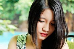 Tôi gạt mọi sĩ diện để đi chăm chồng bị gãy chân lúc đi chơi với bồ để rồi nhận về ấm ức khi cô ả đến tận giường bệnh đòi tiền làm phẫu thuật thẩm mỹ và chửi mắng tôi tham lam