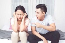 Vợ 'méo mặt' chồng 'ra lệnh' phải chuẩn bị 50 triệu về quê nội ăn Tết