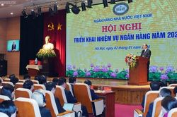 Thủ tướng nêu mục tiêu kép với ngành ngân hàng