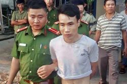 Sát hại vợ cũ vì không cho con gái hôn bố