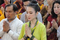 Angela Phương Trinh quyết định ăn chay trọn đời