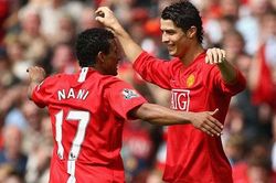 Cựu tiền đạo MU phủ nhận là cái bóng của Ronaldo