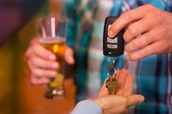 Người Hàn, Nhật làm thế nào để về nhà an toàn sau khi uống rượu bia
