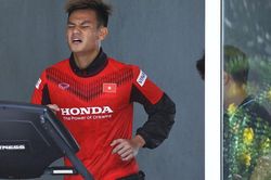 Hồ Tấn Tài 'bị sốc' với bài tập thể lực của chuyên gia