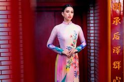 Diện áo dài đón Xuân, Hoa hậu Tiểu Vy khoe nhan sắc mặn mà
