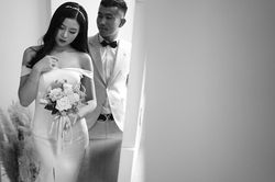 Bộ ảnh cưới siêu lãng mạn của hậu vệ người Nghệ và nữ cổ động viên đất Mỏ