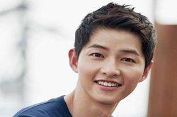 Song Joong Ki thương thảo ký hợp đồng với công ty quản lý mới