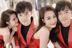 Bất ngờ: Đông Nhi tự tay make-up cho Ông Cao Thắng đi event