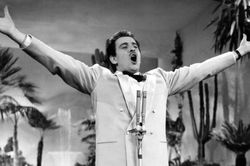 'Nel Blu Dipinto Di Blu' của Modugno: Ca khúc của năm đầu tiên của Grammy