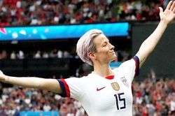 Megan Rapinoe: Những bí mật của cầu thủ nữ xuất sắc nhất thế giới