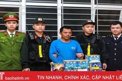 Chủ thầu xây dựng nhét gần 13kg pháo khắp ô tô 'vượt' biên giới Hà Tĩnh về Nghệ An 'chơi' Tết
