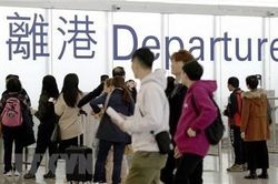 Doanh số bán lẻ của Hong Kong giảm tháng thứ 10 liên tiếp