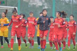 Đội tuyển nữ Việt Nam phải thi đấu giữa trưa tại vòng loại Olympic 2020