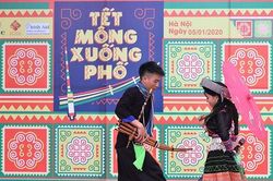 Sắc màu Tết Mông tại Thủ đô Hà Nội