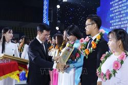 Hội Sinh viên Việt Nam đón nhận Huân chương Độc lập Hạng Nhất