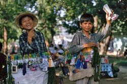 Kho ảnh khổng lồ về Việt Nam 1991-1993: Một thoáng Tây Hồ