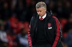 Hòa mất mặt trước Wolves, HLV Solskjaer bị CĐV Mu đòi sa thải