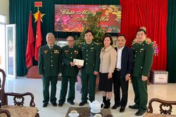 Thăm, tặng quà các trung tâm điều dưỡng thương binh dịp Tết Canh Tý 2020
