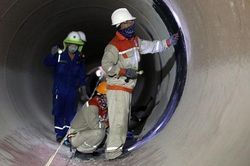 Giữ ngọn lửa ấm lòng người lao động