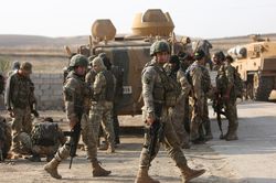 Các binh sỹ Thổ Nhĩ Kỳ bắt đầu được triển khai tới Libya