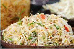 Giá đỗ ngâm chua cay giải ngấy cho món ăn ngày Tết