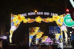 TPHCM trang hoàng lộng lẫy mừng Xuân Canh Tý 2020