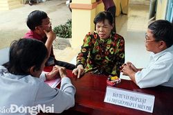 Khi nào được mở lối đi qua bất động sản liền kề?